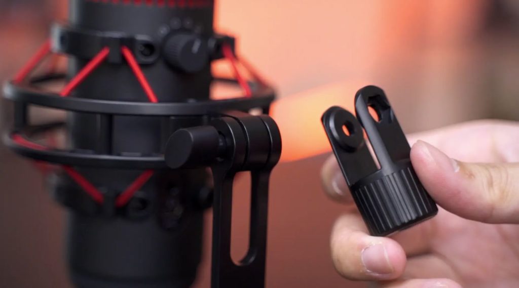 مراجعة مايكروفون HyperX Quadcast: ما يزال الأفضل للاعبين الهواة؟ HyperX Quadcast review arabgamerz عرب جيمرز مراجعة هايبر اكس كوادكاست 2