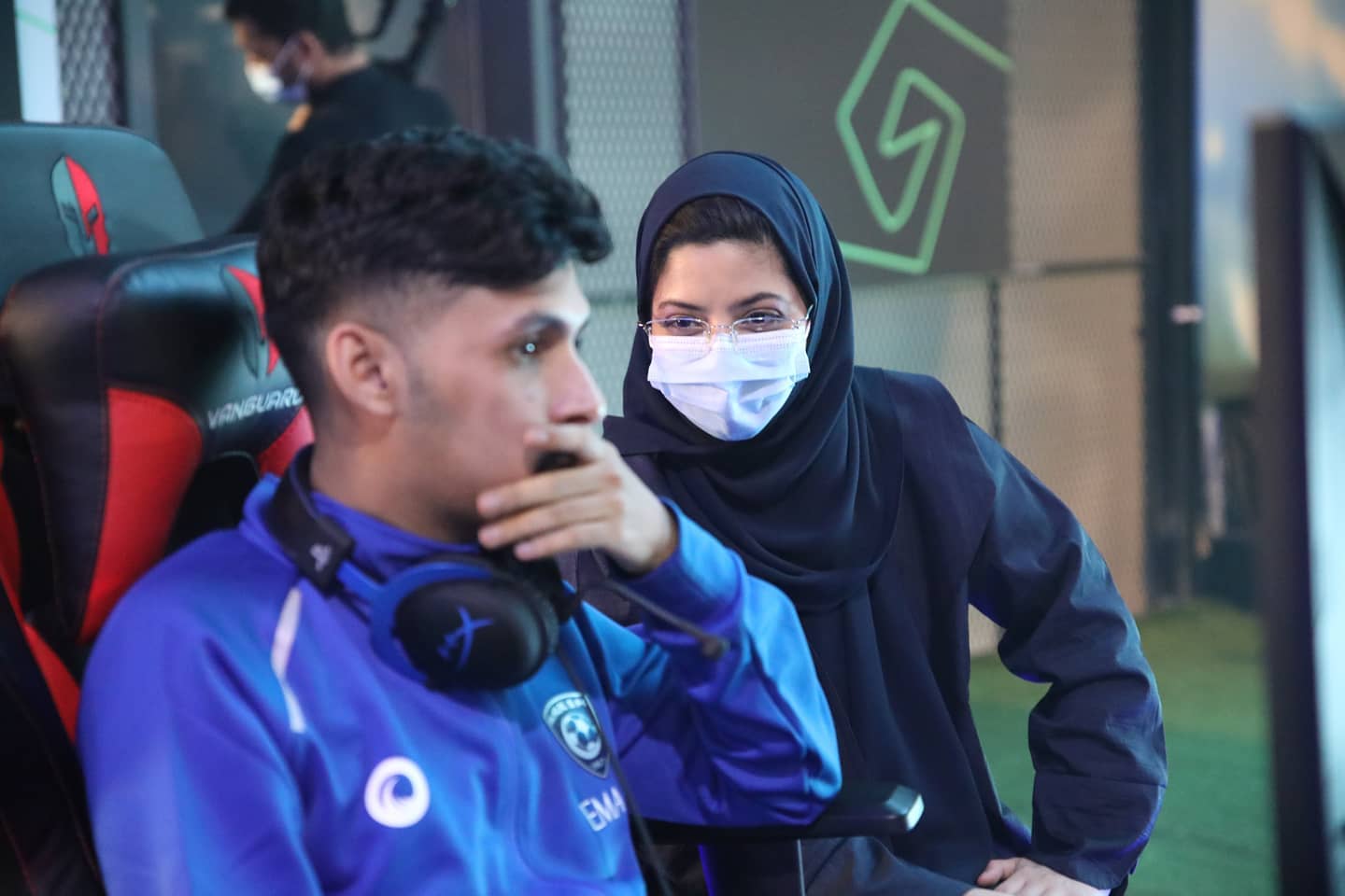 قصة نجد فهد بطلة كأس العالم للجامعات في لعبة FIFA قصة نجد فهد بطلة كأس العالم للجامعات في لعبة FIFA