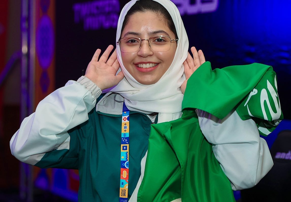قصة نجد فهد بطلة كأس العالم للجامعات في لعبة FIFA نجد فهد