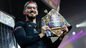 تعرف على Big Bird بطل Red Bull Kumite 2023 Big Bird