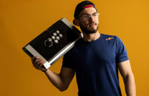 تعرف على Big Bird بطل Red Bull Kumite 2023 تعرف على Big Bird بطل Red Bull Kumite 2023