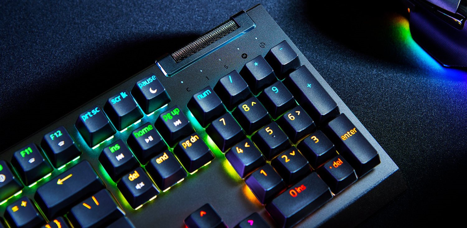مراجعة Razer Blackwidow V4 X: الكيبورد العربي الأول من Razer! مراجعة Razer Blackwidow V4 X: الكيبورد العربي الأول من Razer!