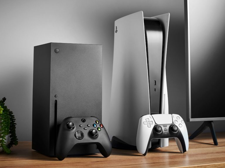 أجهزة PS5 و Xbox