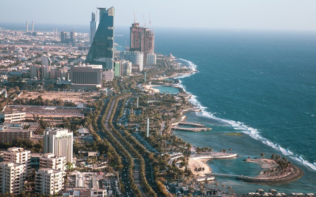 سماع صوت انفجار في جدة