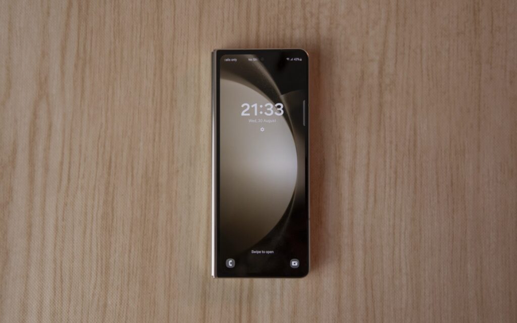 مراجعة Galaxy Z Fold 5 و Z Flip 5 الجيل الجديد القابل للطي مراجعة Galaxy Z Fold 5 و Z Flip 5 الجيل الجديد القابل للطي