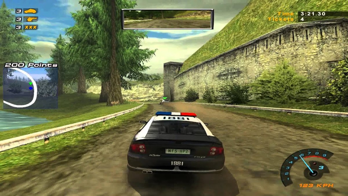دليل تفعيل الغش في NFS Hot Pursuit 2 وقائمة كلمات الغش هل تحتوي لعبة NFS Hot Pursuit 2 على رموز الغش؟