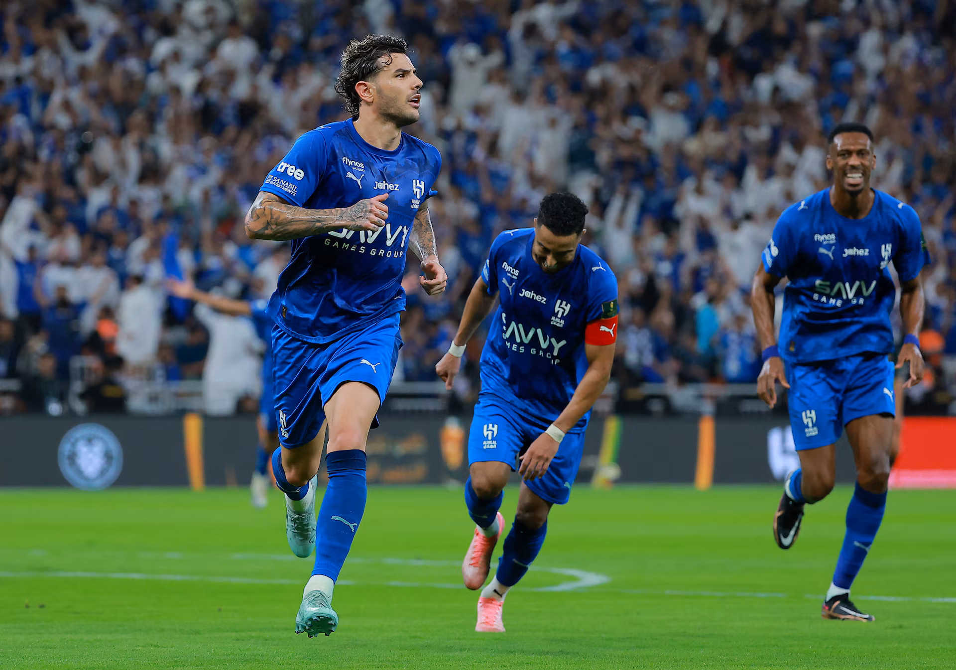 الهلال ضد الخلود