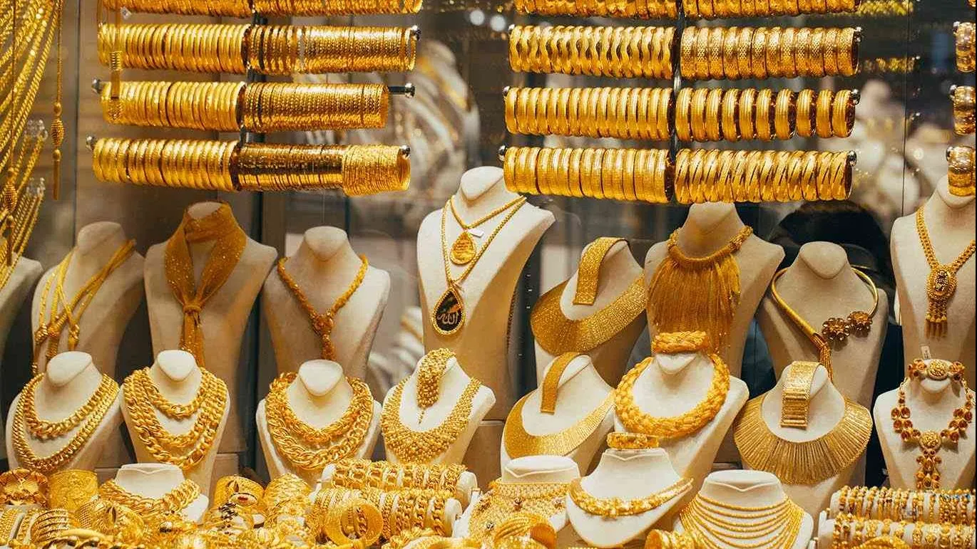 تراجع ملحوظ في سعر الذهب اليوم في مصر وسط تقلبات الأسواق العالمية